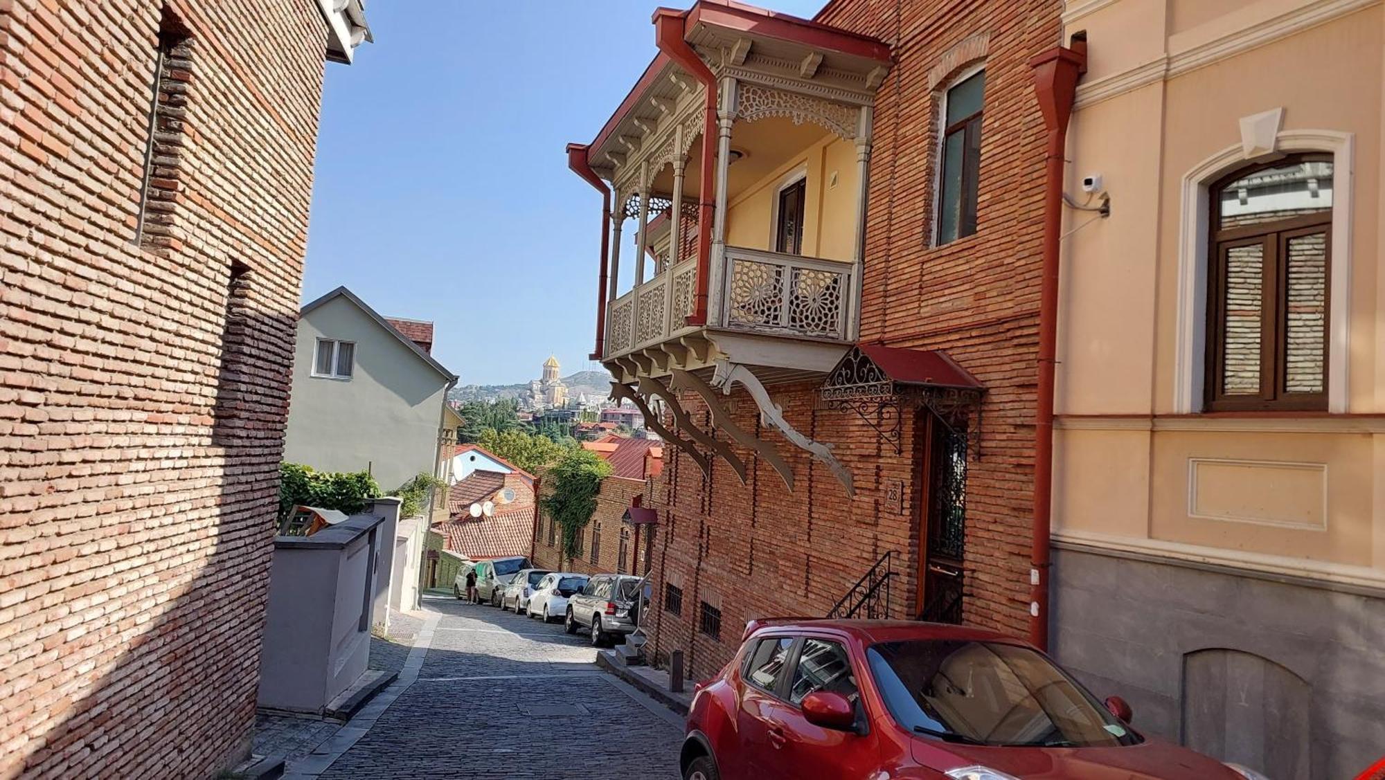 Anano Apartment On Botanikuri Tbilisi Buitenkant foto