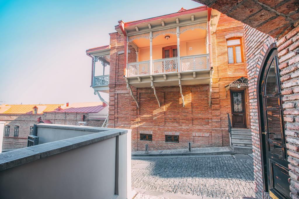Anano Apartment On Botanikuri Tbilisi Buitenkant foto