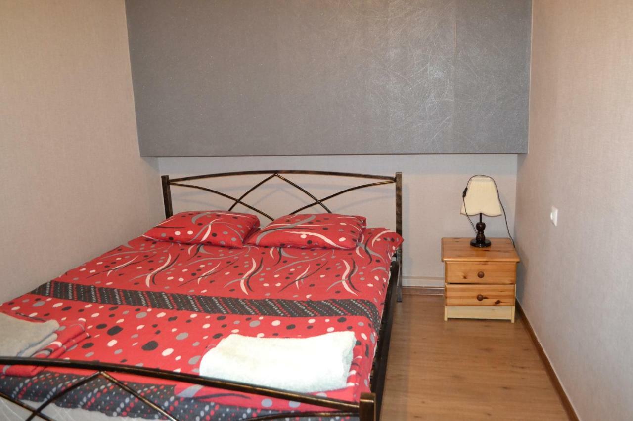 Anano Apartment On Botanikuri Tbilisi Buitenkant foto
